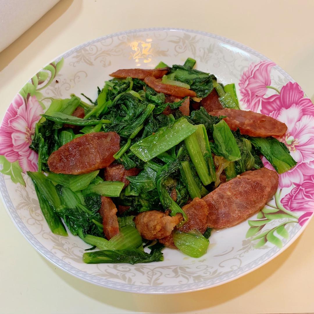 腊肠炒小白菜