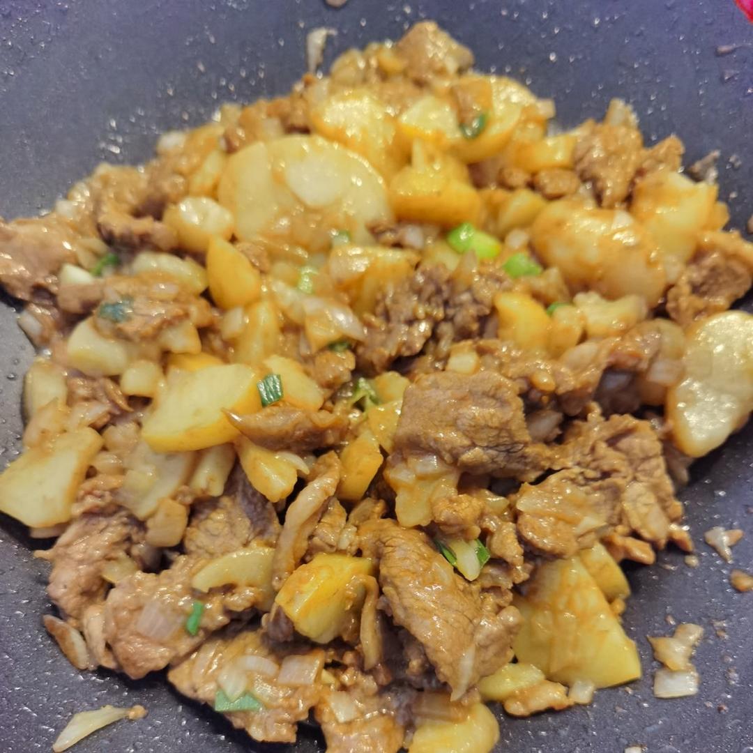 比饭店还好吃的黑椒牛肉土豆片（聚餐首选）