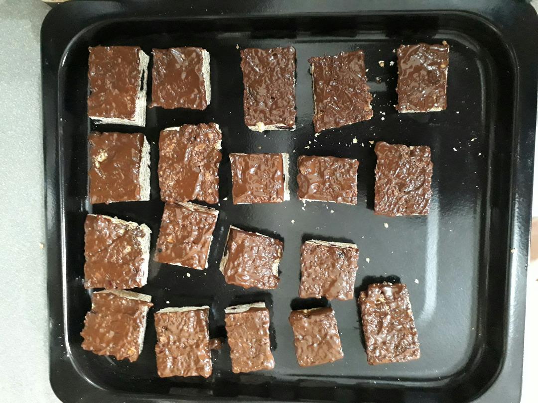 用棉花糖制作的“零失败”甜点：巧克力燕麦脆