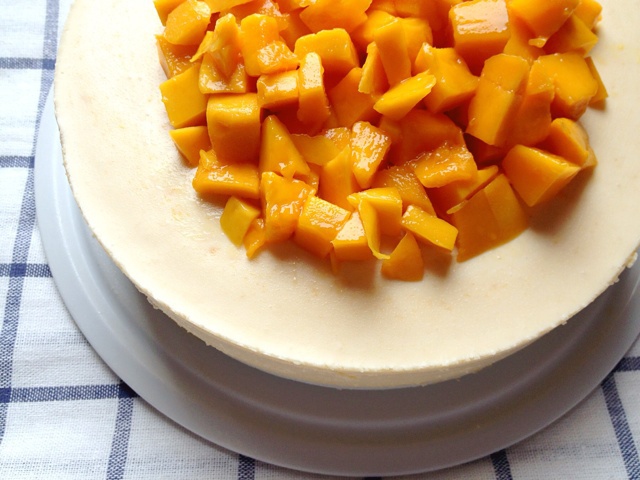 料超足的芒果慕斯蛋糕