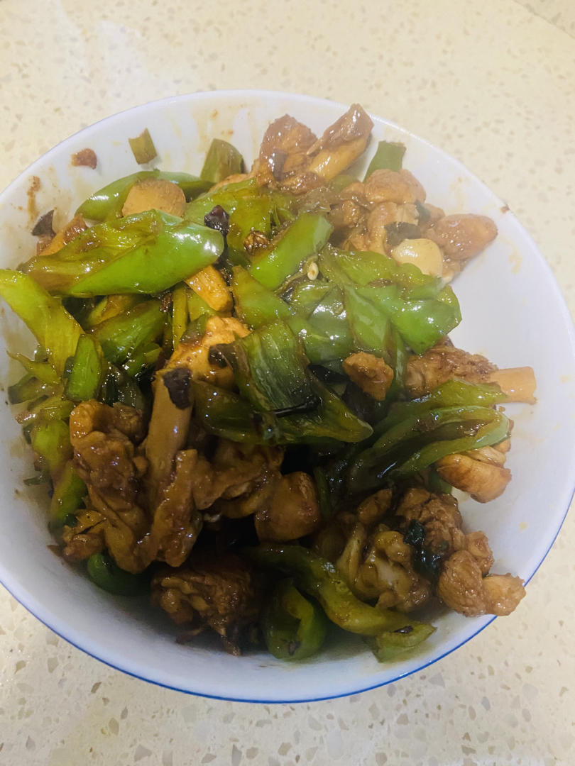 辣椒炒鸡（临沂家常）