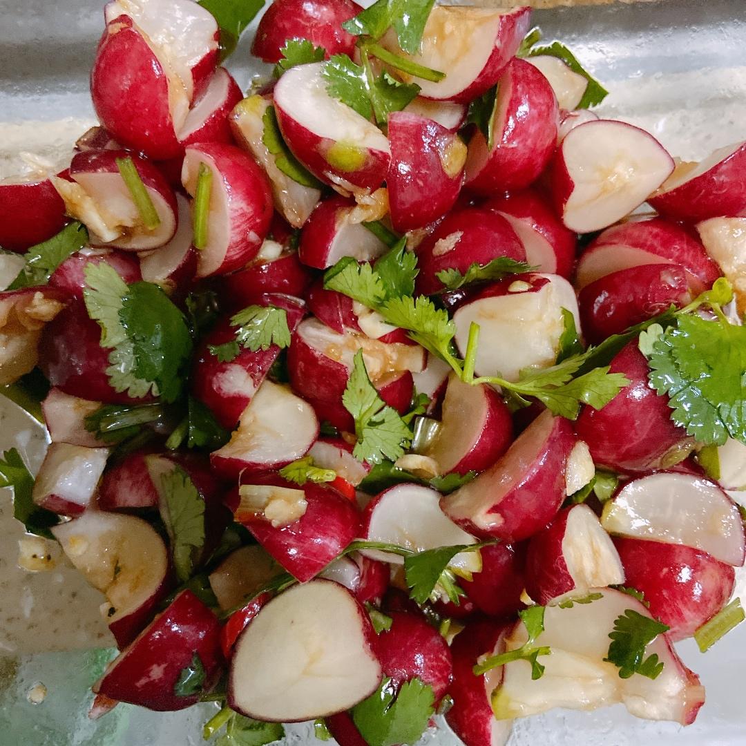 夏天ashley做的夏日凉菜凉拌樱桃萝卜