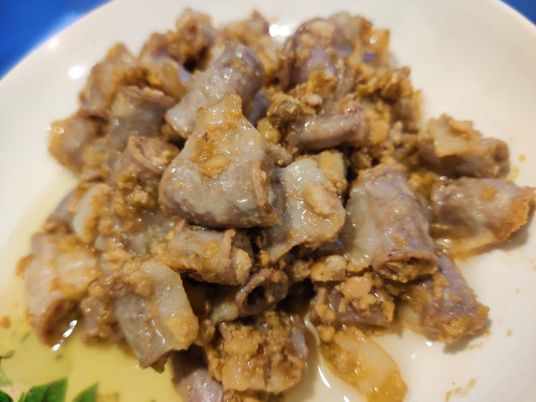 砂锅焗粉肠