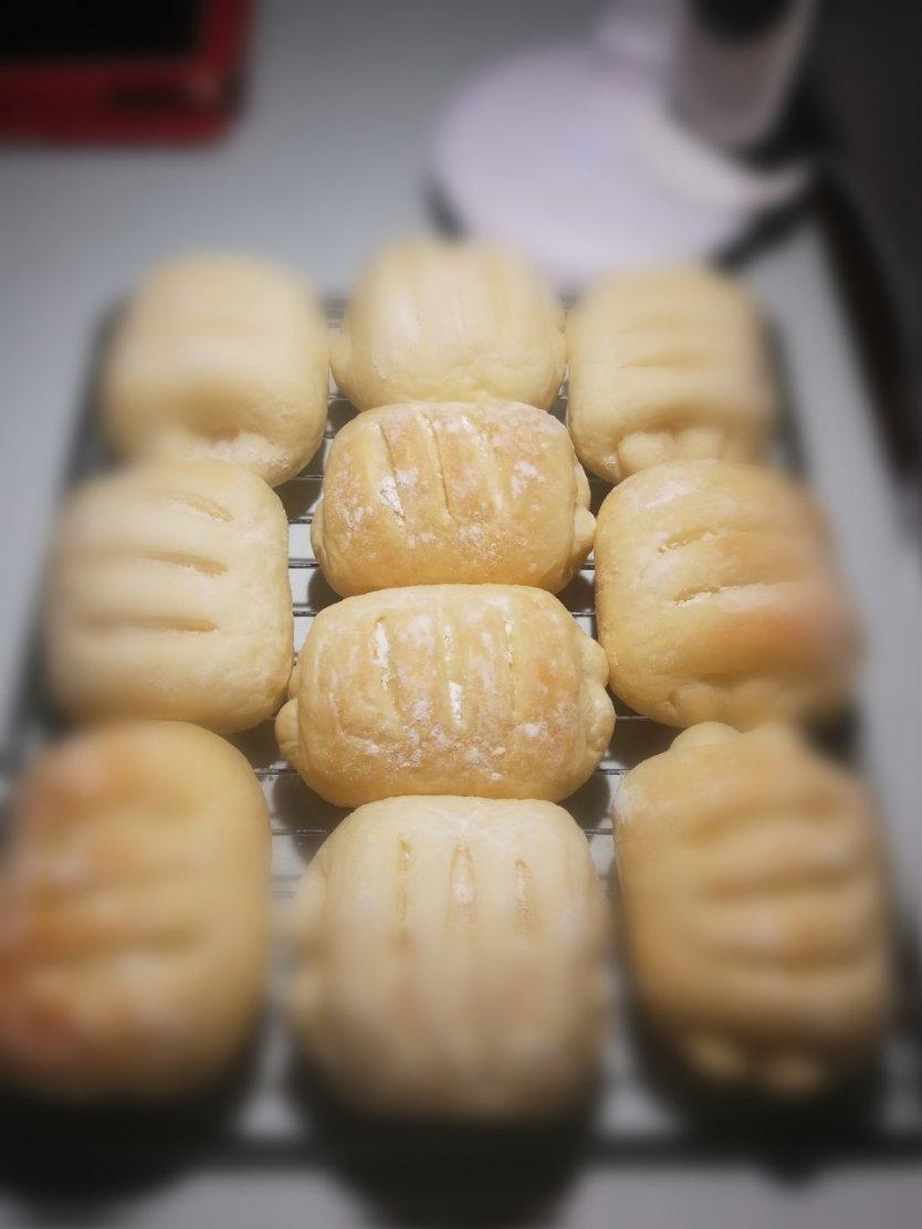 软到不知所措的牛奶卷