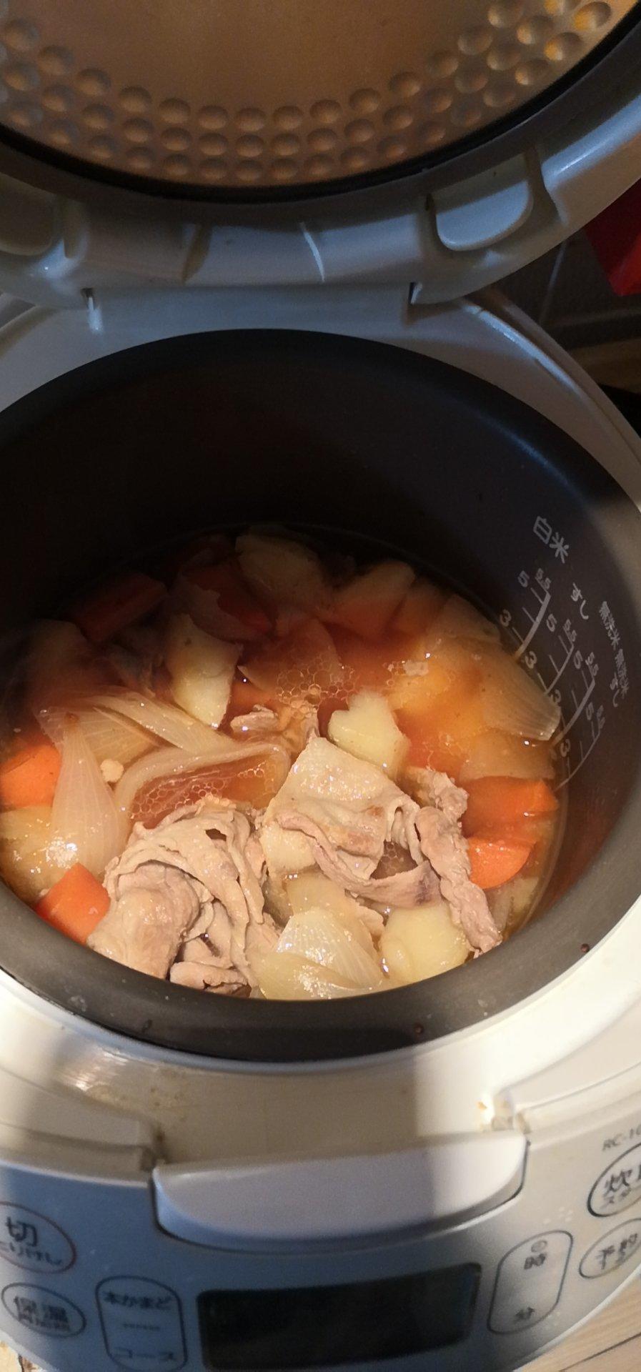 肉じゃが（日式土豆炖肉）