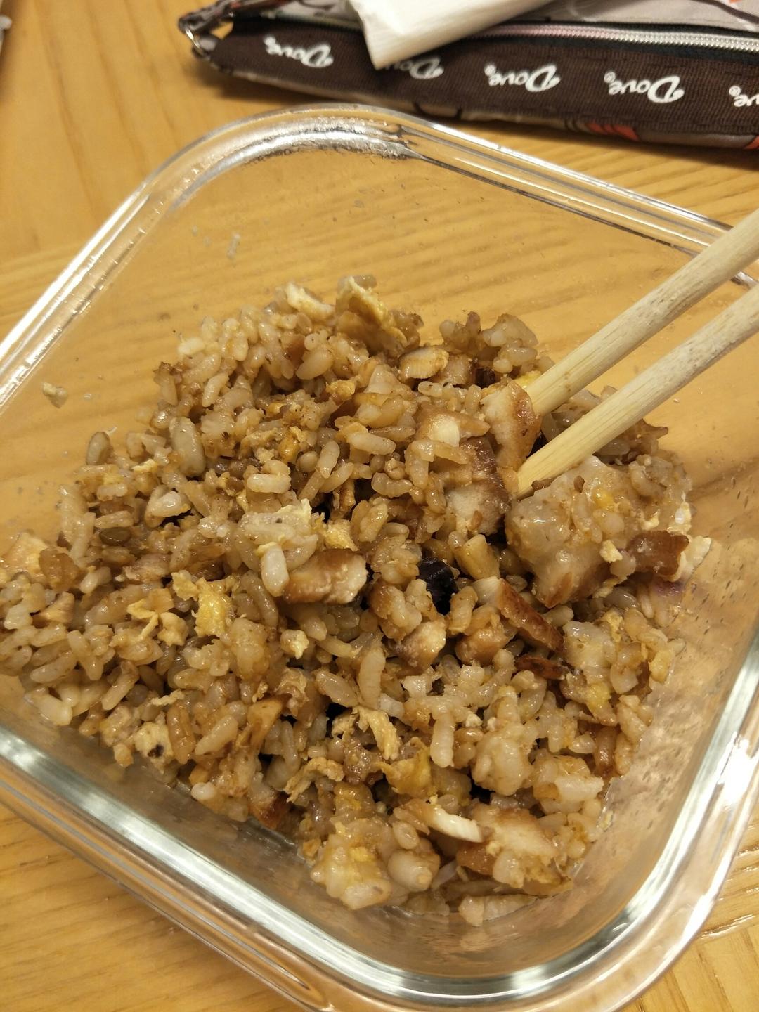 虾仁鳕鱼炒饭