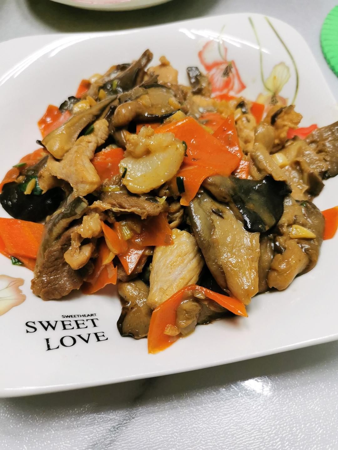 蚝油鲜蘑炒肉片