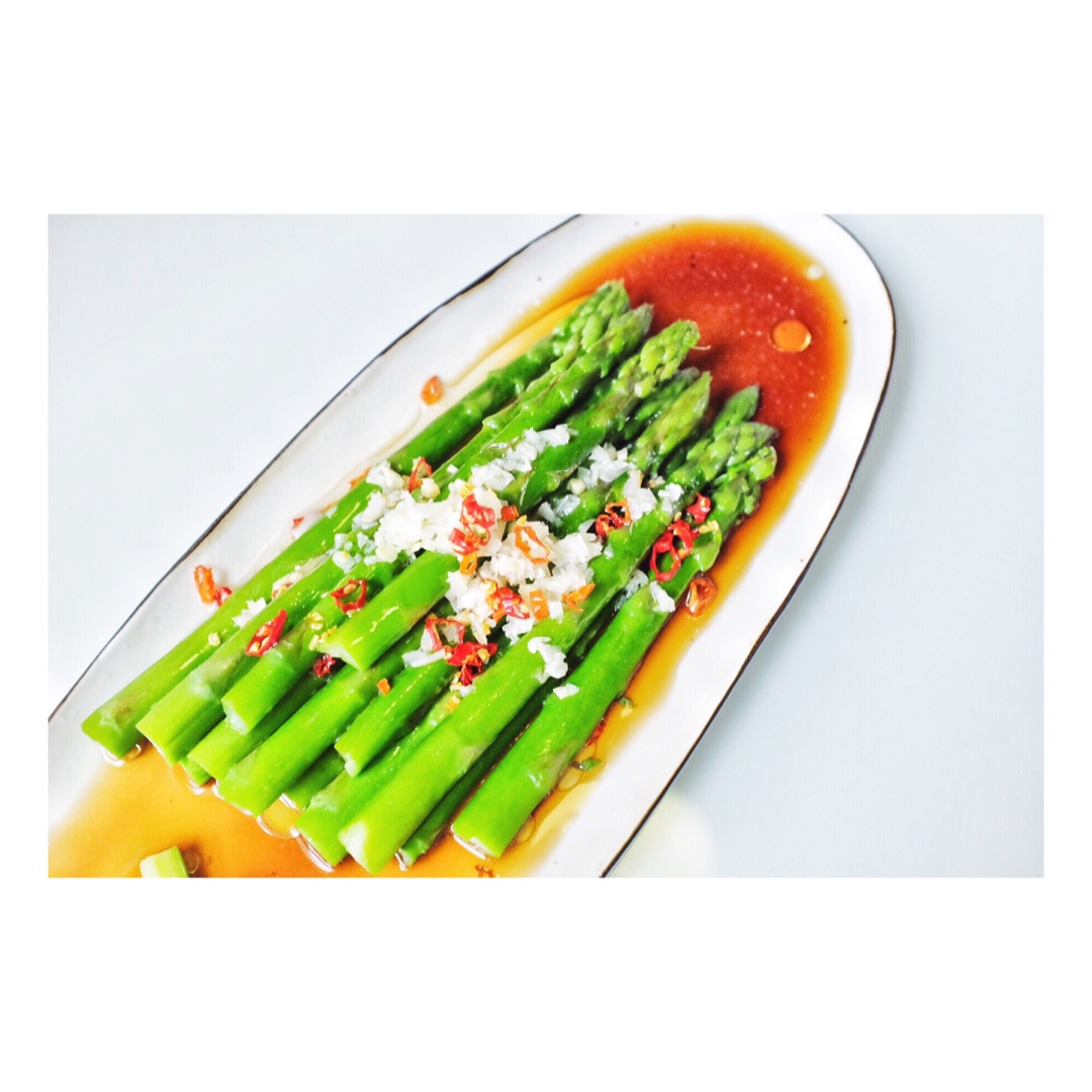 鲜味油淋芦笋