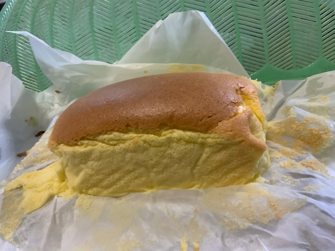 堪比柯基屁股
爆浆芝士🧀古早蛋糕