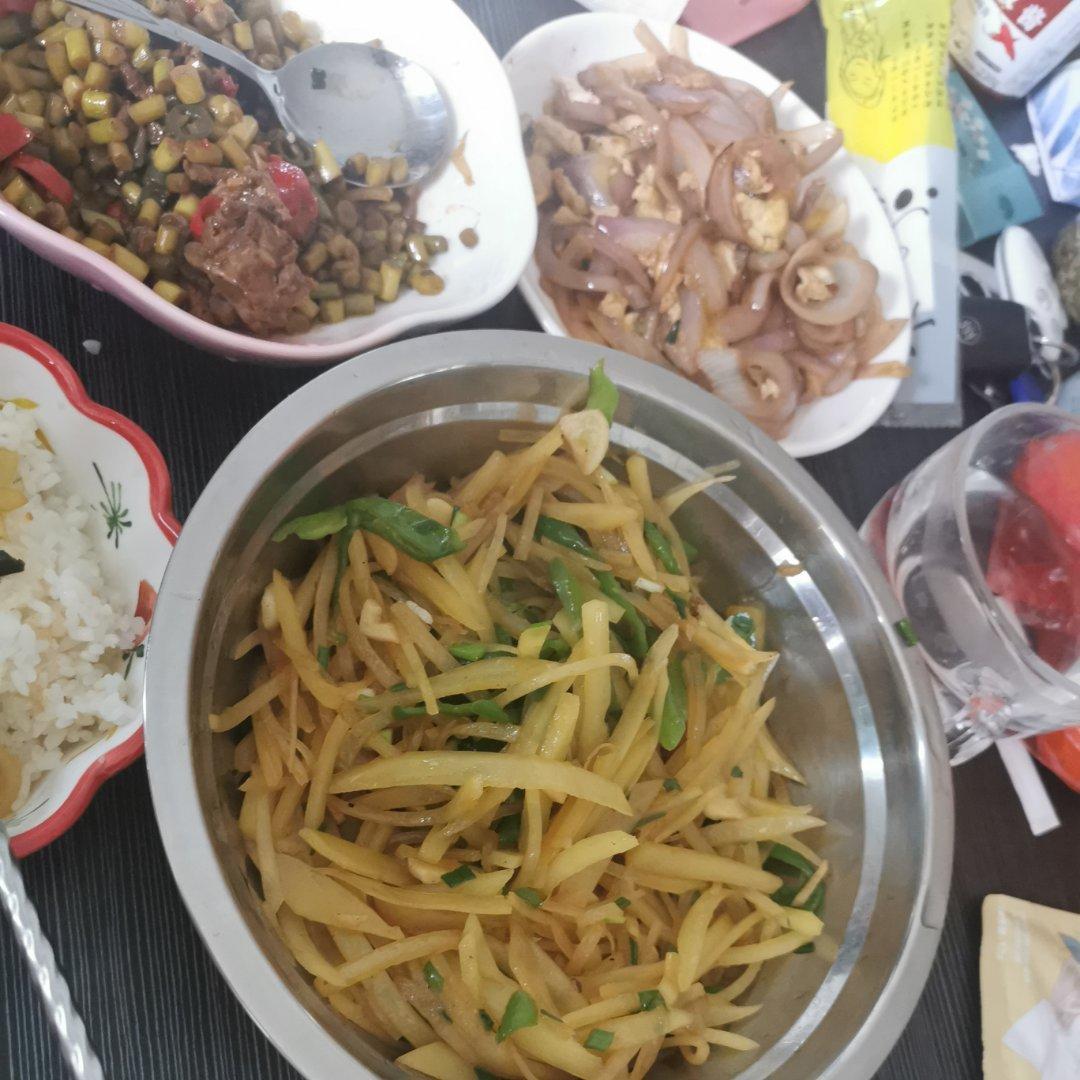 酱油土豆丝
