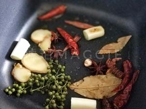 【盒马厨房】青花椒辣卤小龙虾的做法 步骤4
