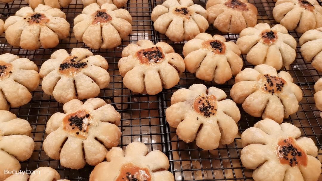 【巨详细】菊花酥、桃花酥、紫荆花酥、四叶草酥❀原来你是这样的中式酥皮