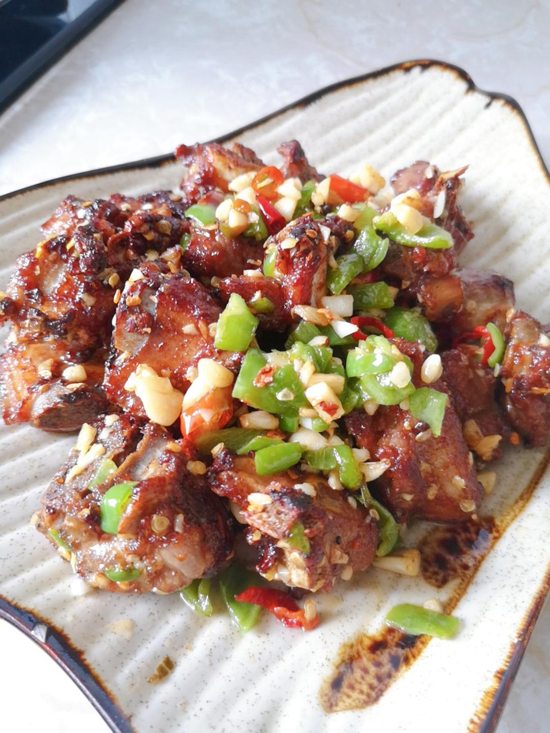 金牌蒜香排骨