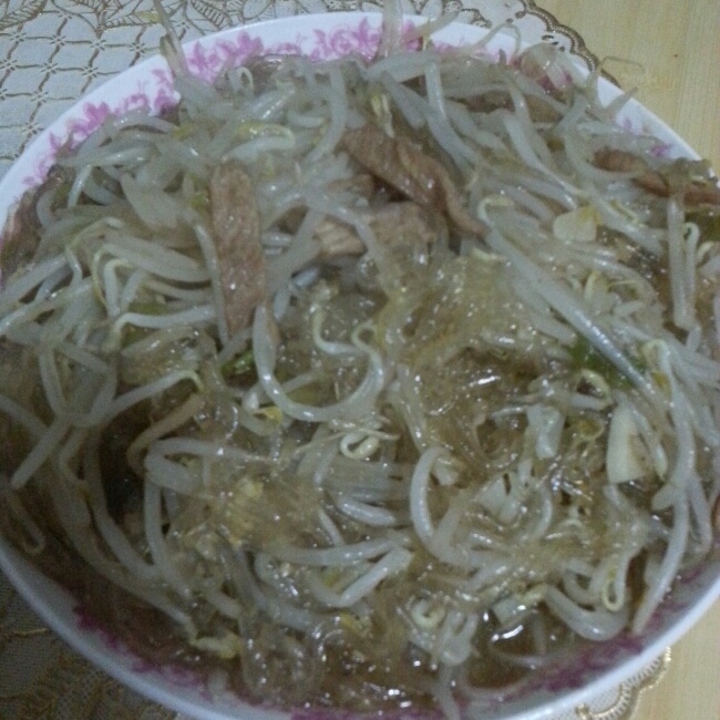 黄豆芽炒粉条