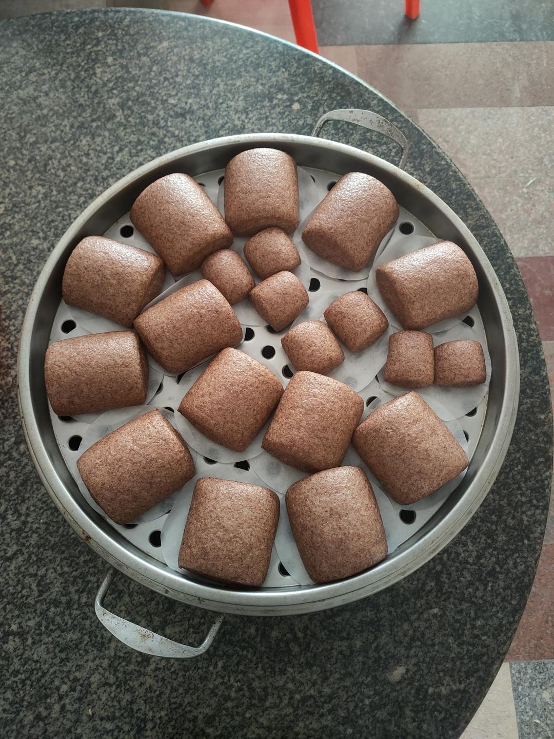 百分百纯黑麦馒头/小馅料馒头（低热量低gi健身减脂健康好美食）