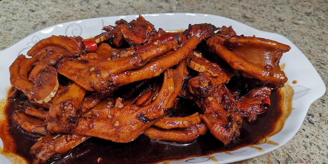 简单好吃的卤鸭翅