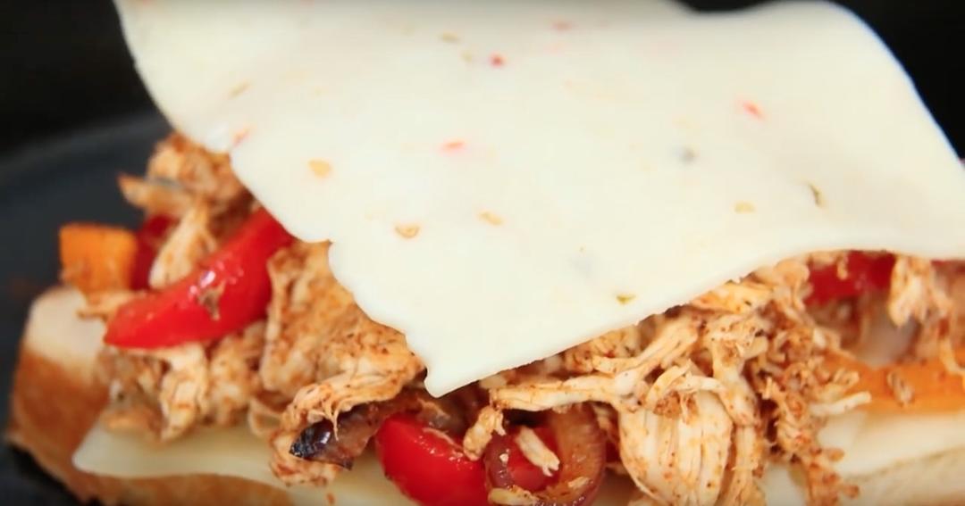 chicken/beef fajita sandwich的做法 步骤7