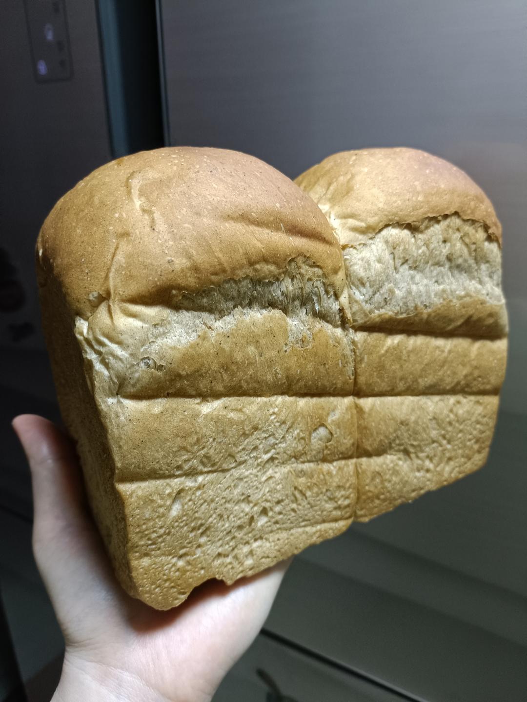 营养丰富的黑芝麻小吐司