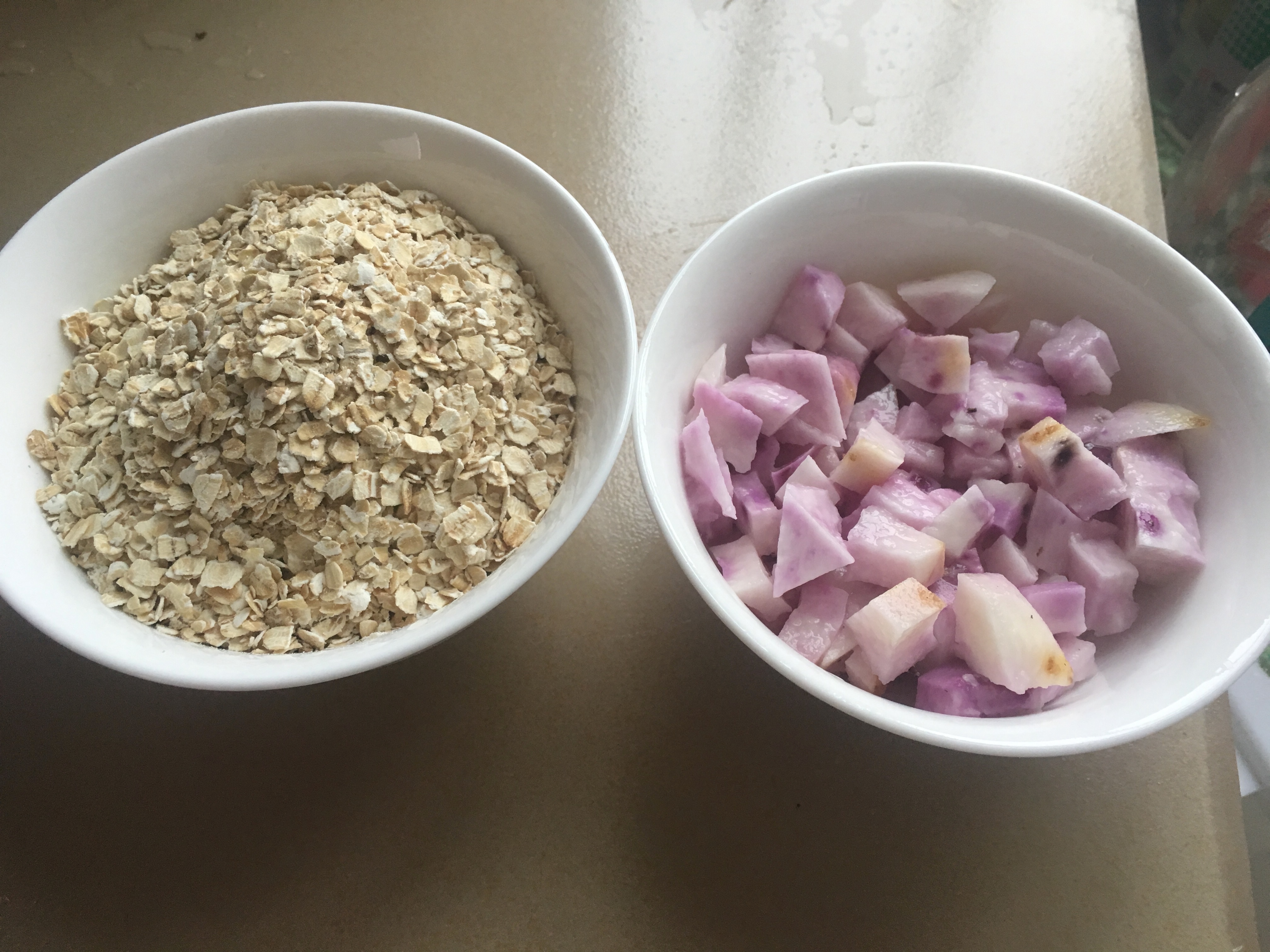 椰汁紫薯麦片的做法 步骤1