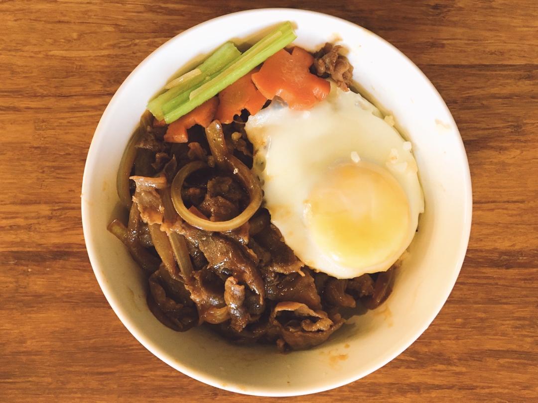 肥牛饭
