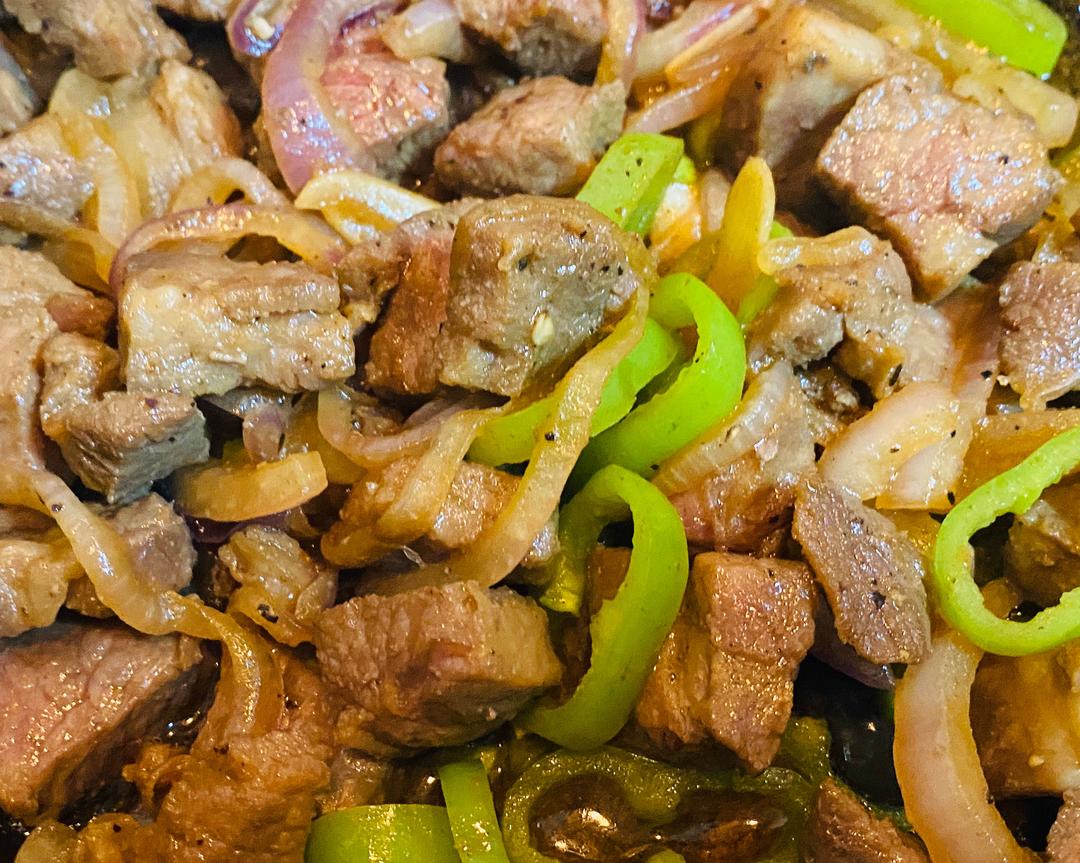 日式黑椒牛肉粒的做法