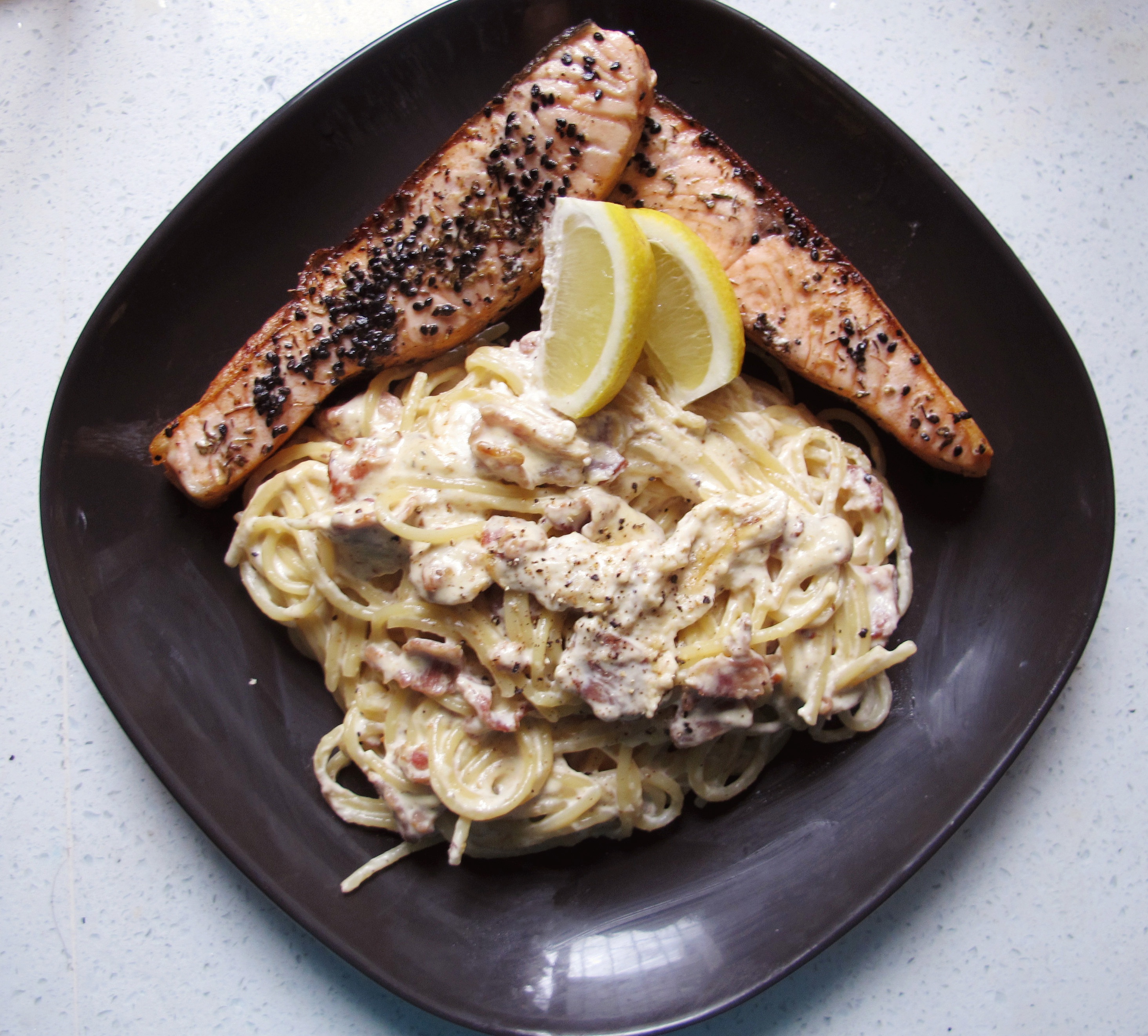 芝麻脆皮三文鱼