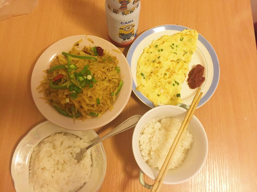 酸辣土豆丝-不用再愁不辣不酸了