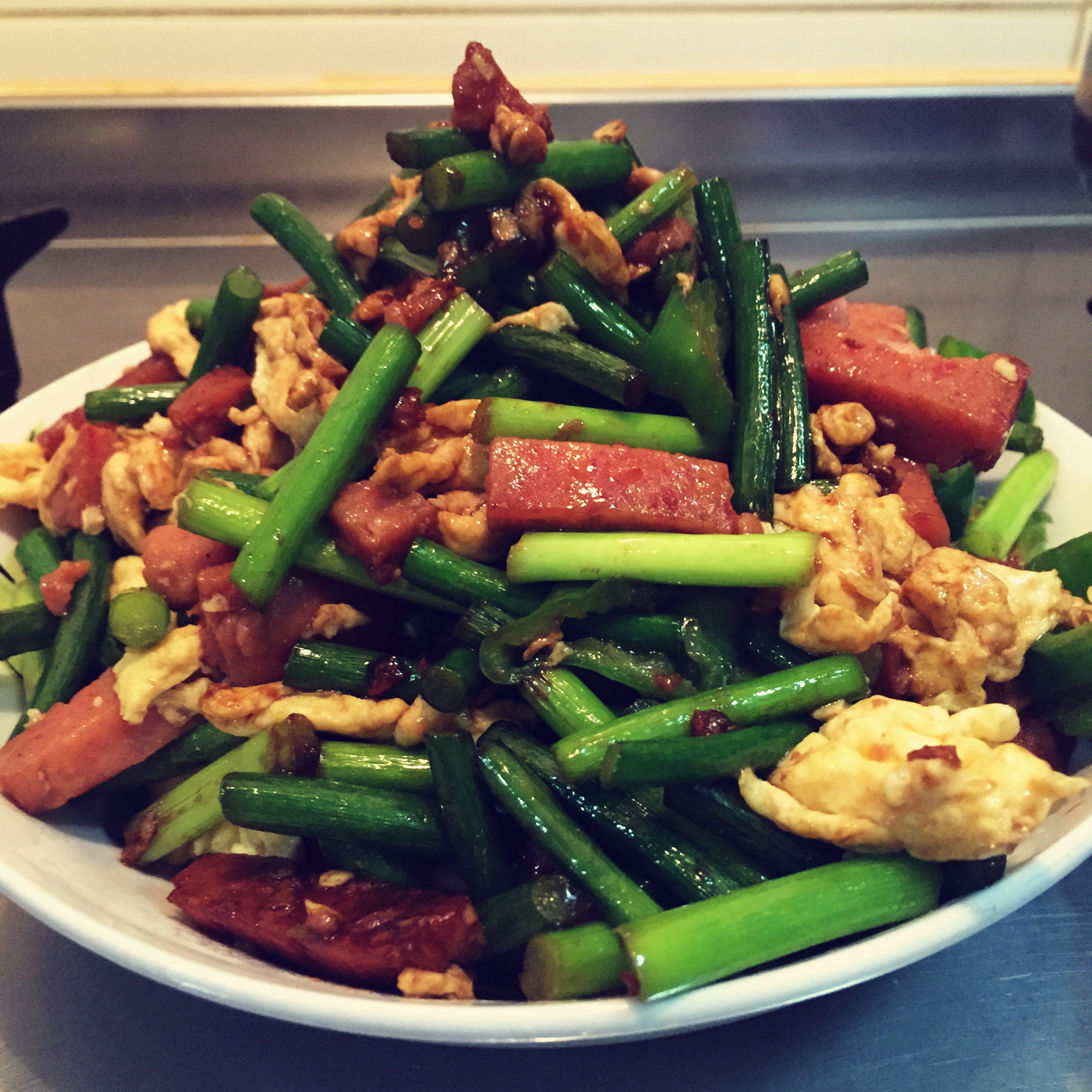 ones_own做的蒜苔午餐肉炒鸡蛋