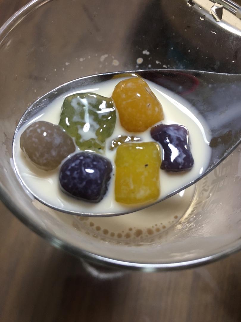 《Tinrry+》缺材料？学一下这个简易又好喝的焦糖奶茶