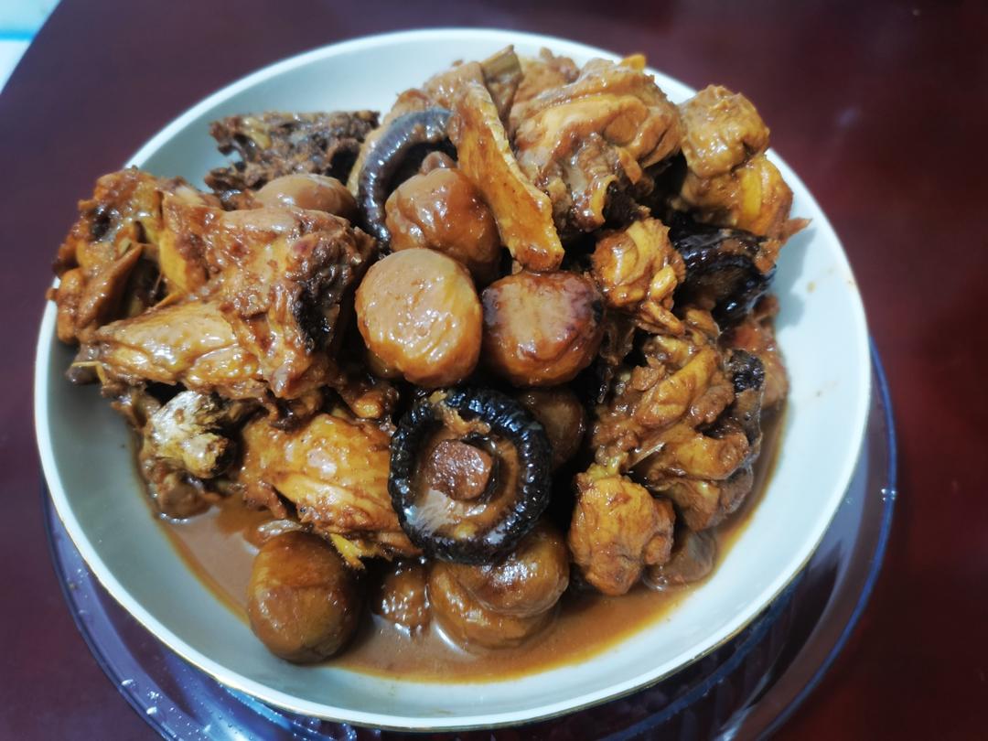 【栗子烧鸡】鸡肉都给你吃，栗子归我~