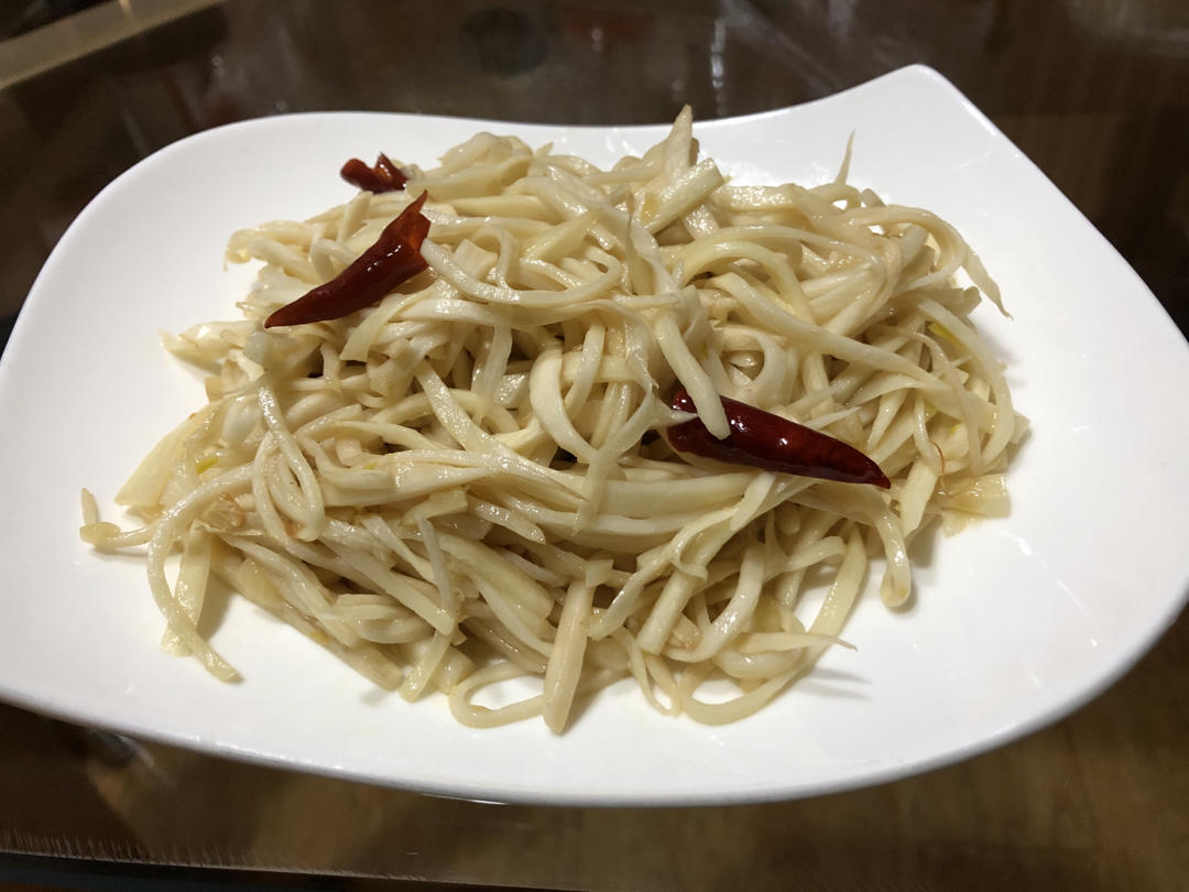 清炒茭白丝