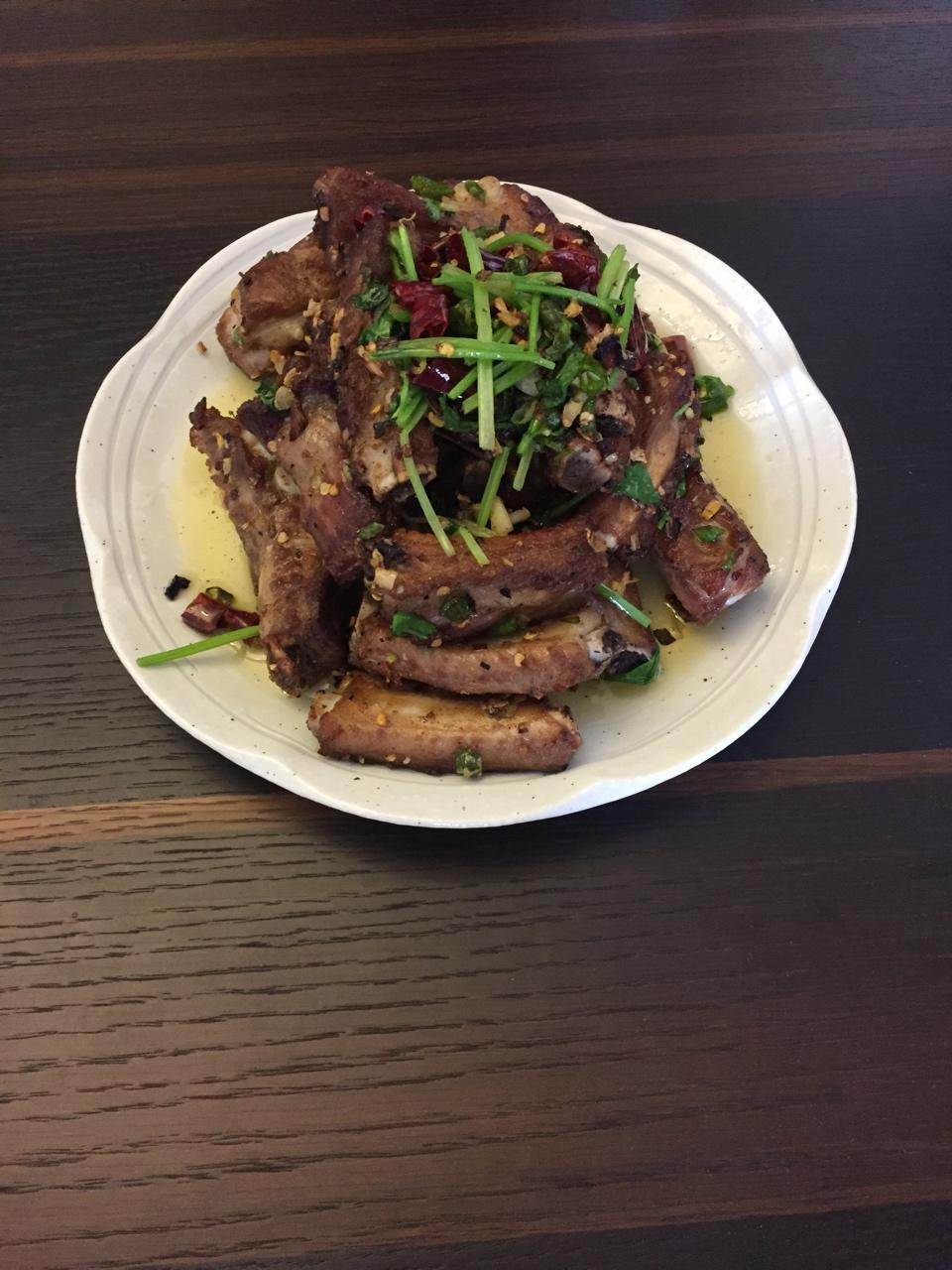蒜香排骨 Garlic Pork Ribs