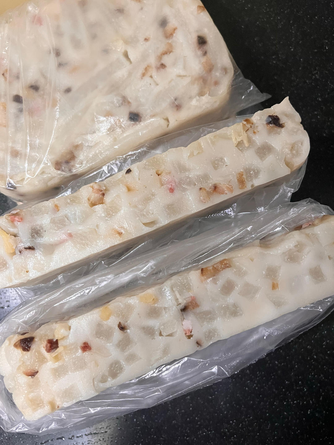 广式足料萝卜糕