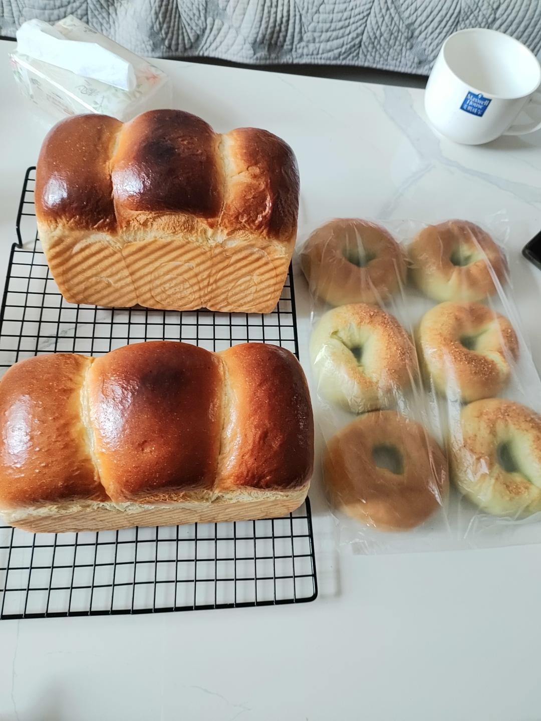 奶香纯粹的重料淡奶油吐司