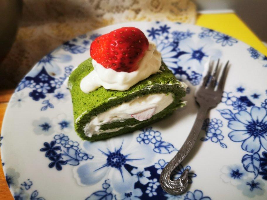 抹茶戚风蛋糕卷