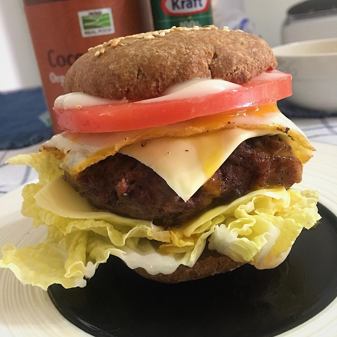 肉多汁的快手汉堡牛肉饼