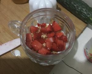 草莓🍓甜品（有之前的蛋白糖哦）的做法 步骤7