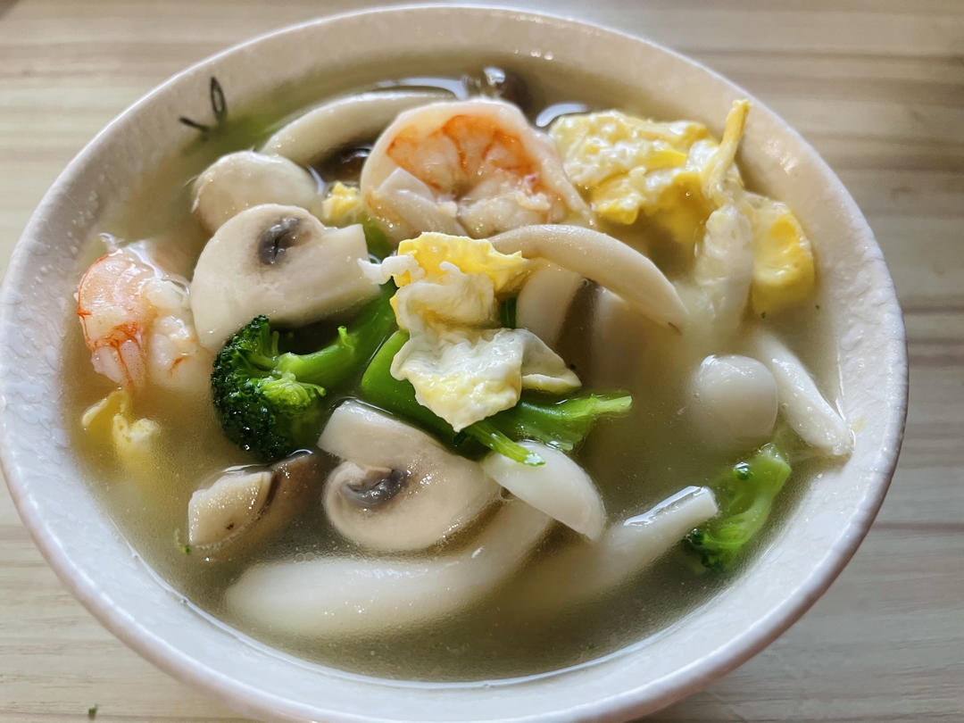 西兰花虾仁菌菇汤
