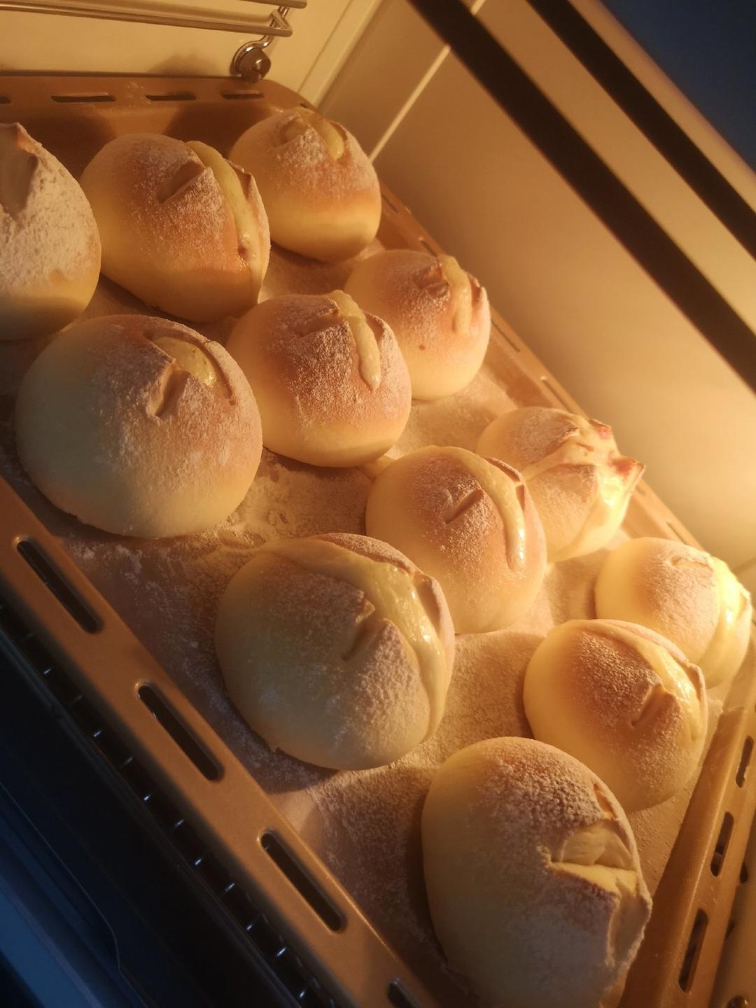 超好吃的熔岩培根芝士面包