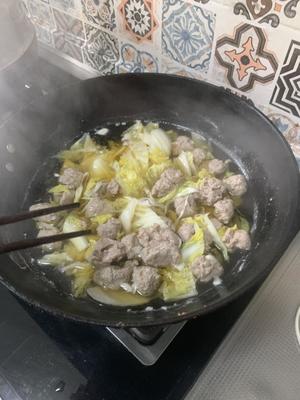 刺客伍六七最爱吃的（手打牛丸）🍲🍲的做法 步骤12