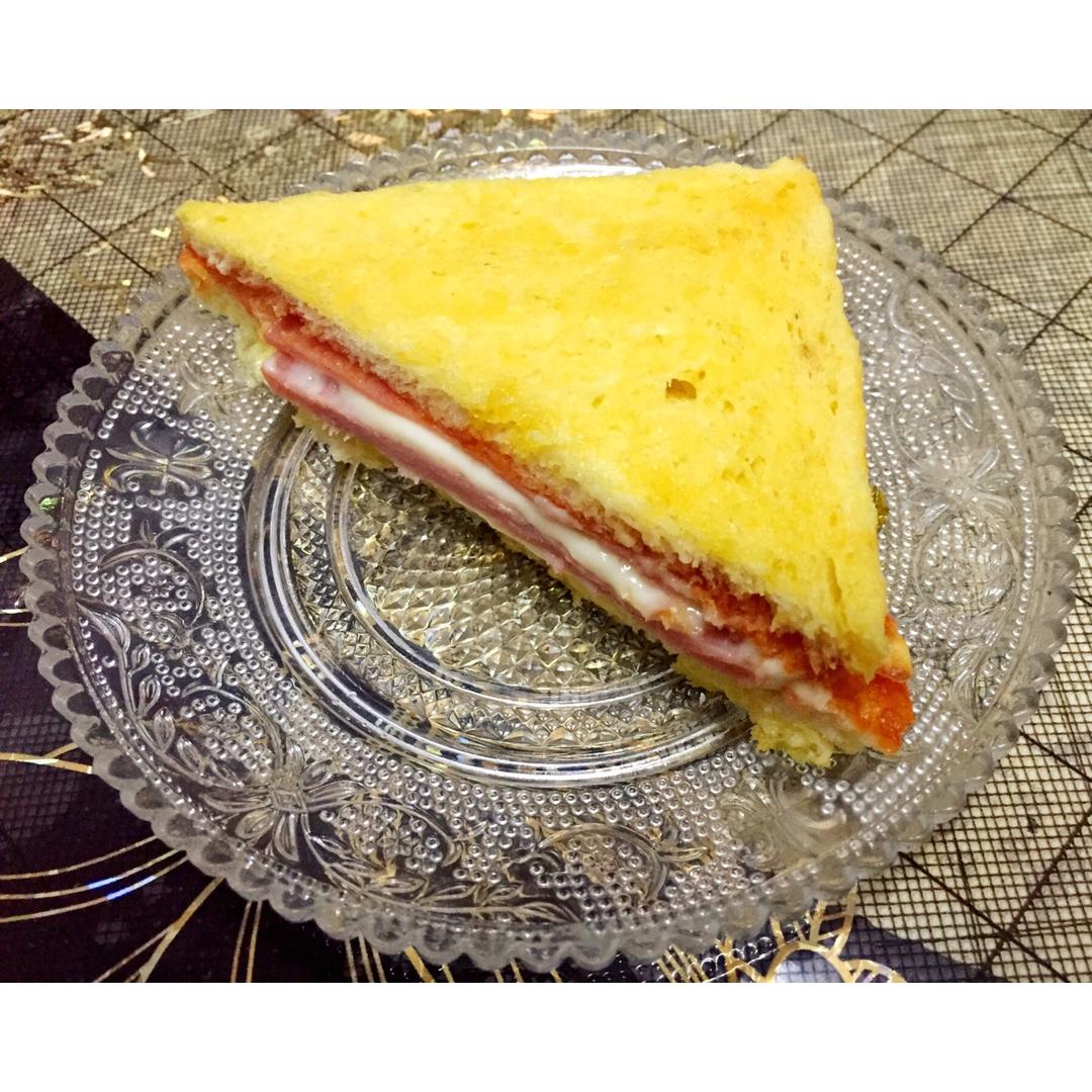 番茄酱火腿西多士