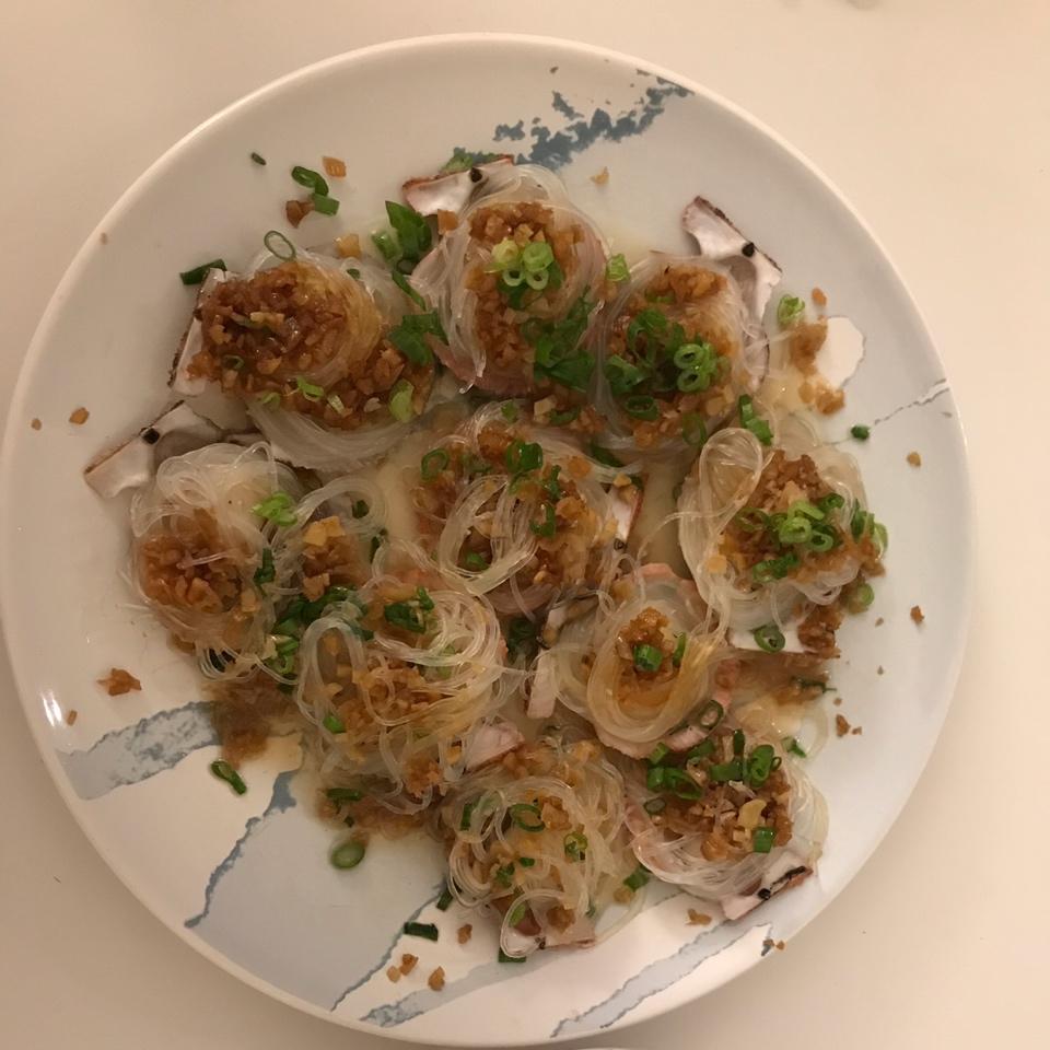 蒜蓉粉丝蒸扇贝