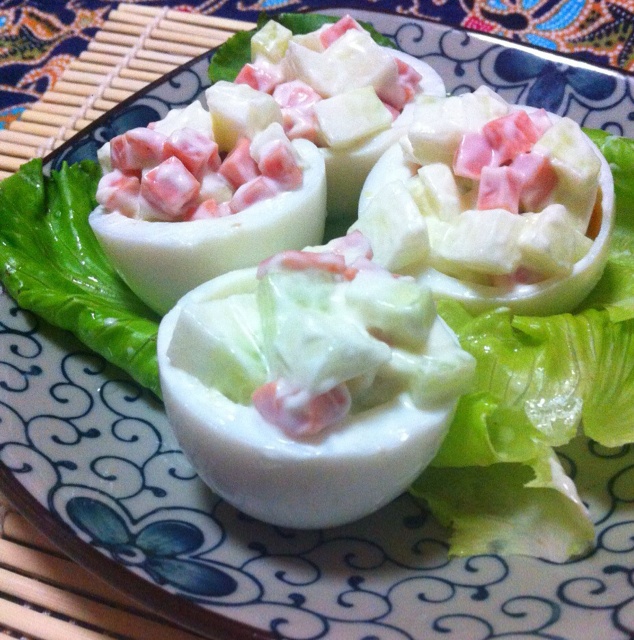 蔬菜金枪鱼镶蛋盅