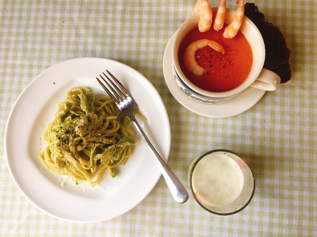 每天，叫醒我的是早餐