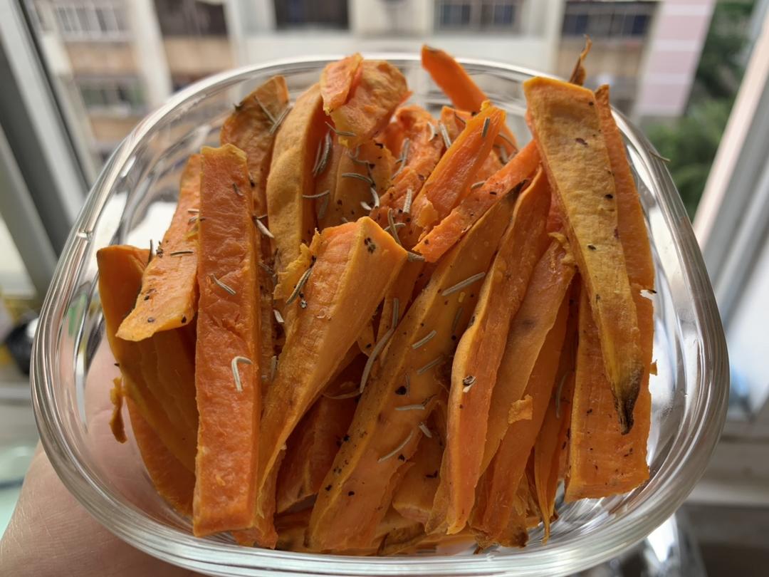 【健康三餐】香草烤红薯条