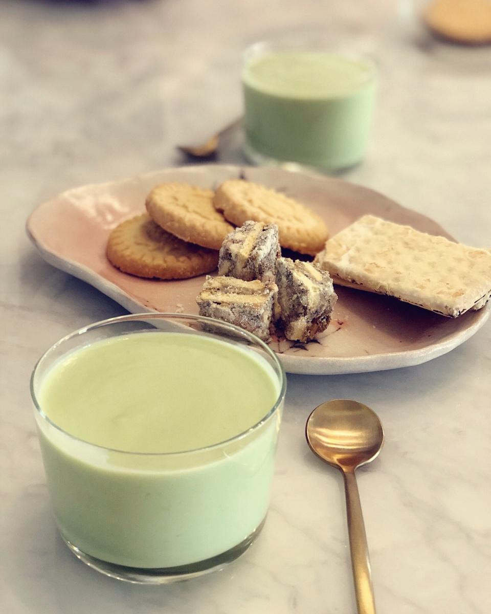 牛油果奶昔