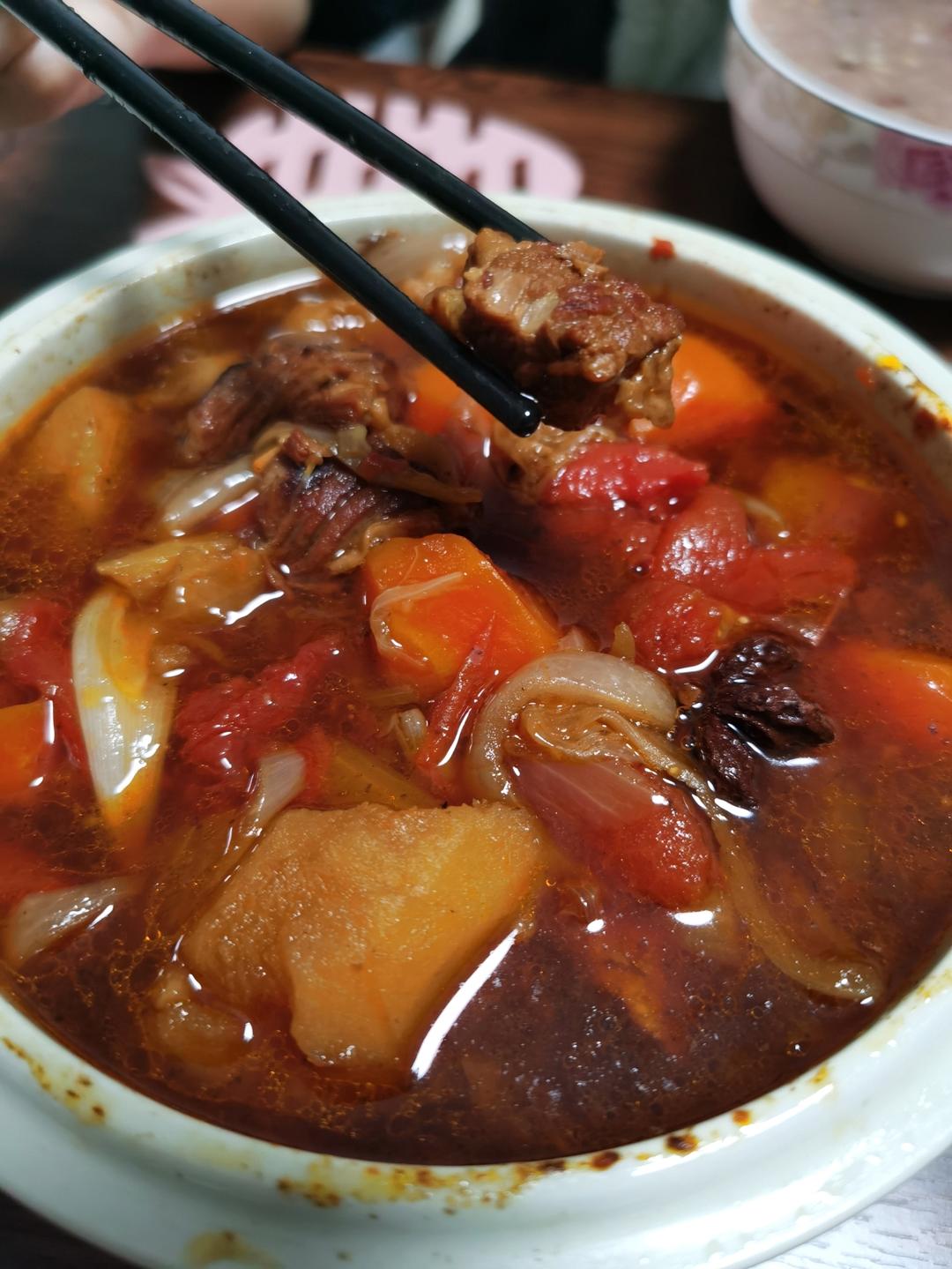 番茄土豆炖牛腩