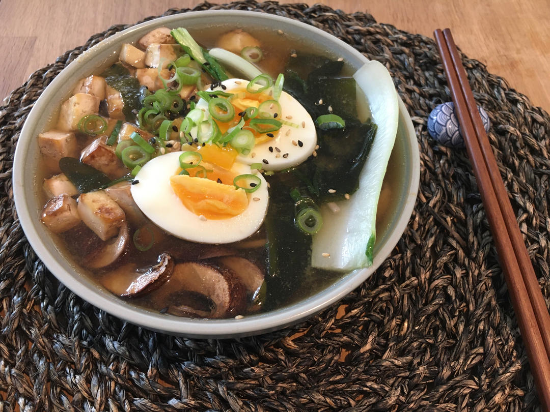 味噌荞麦汤面