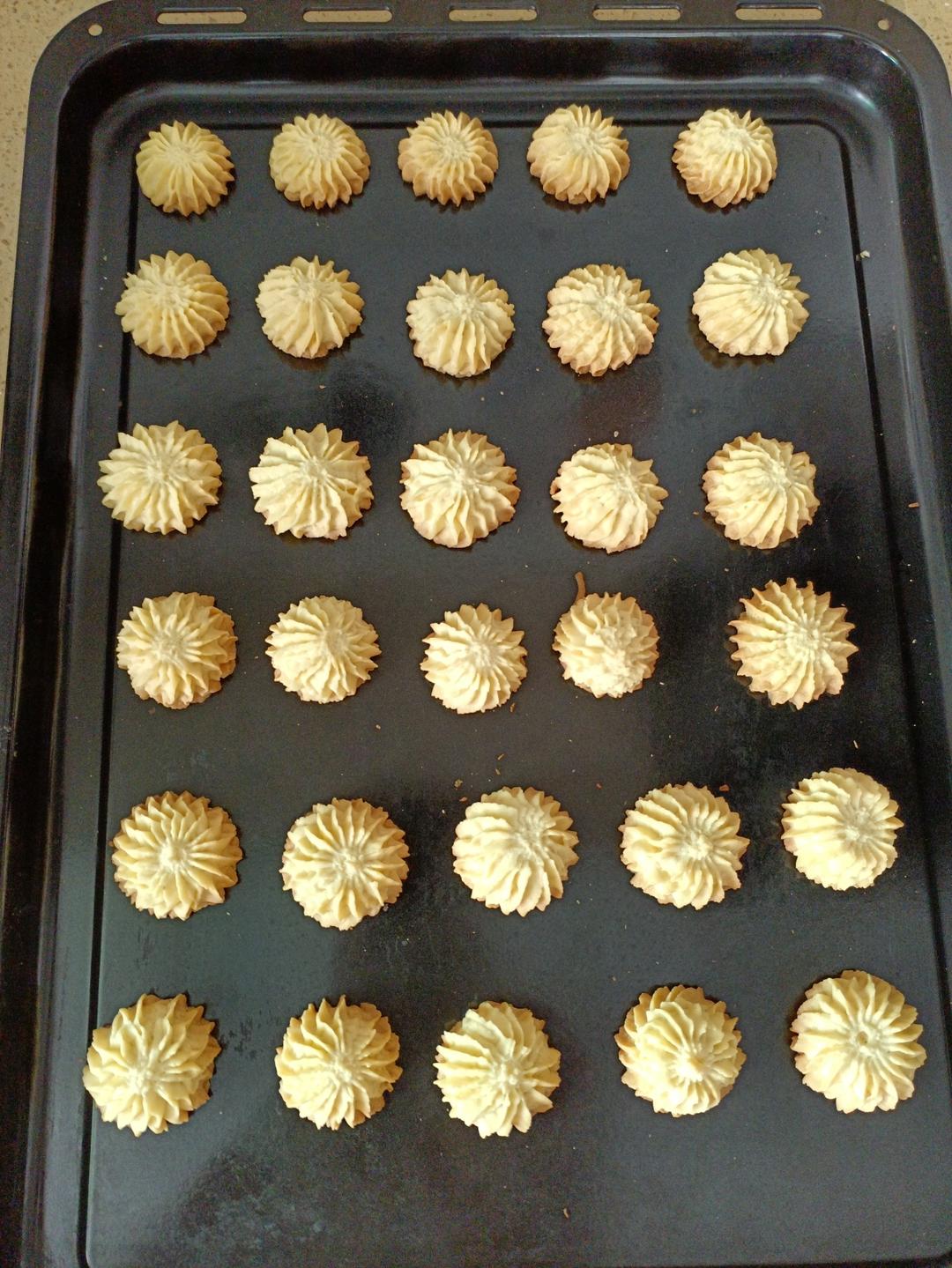 酥掉渣的曲奇饼干