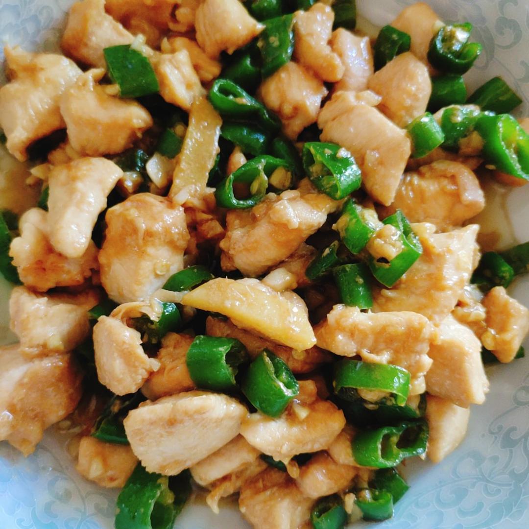 skye1210做的超嫩的小炒鸡胸肉